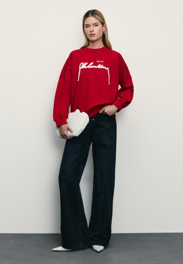 Свитшот Zarina