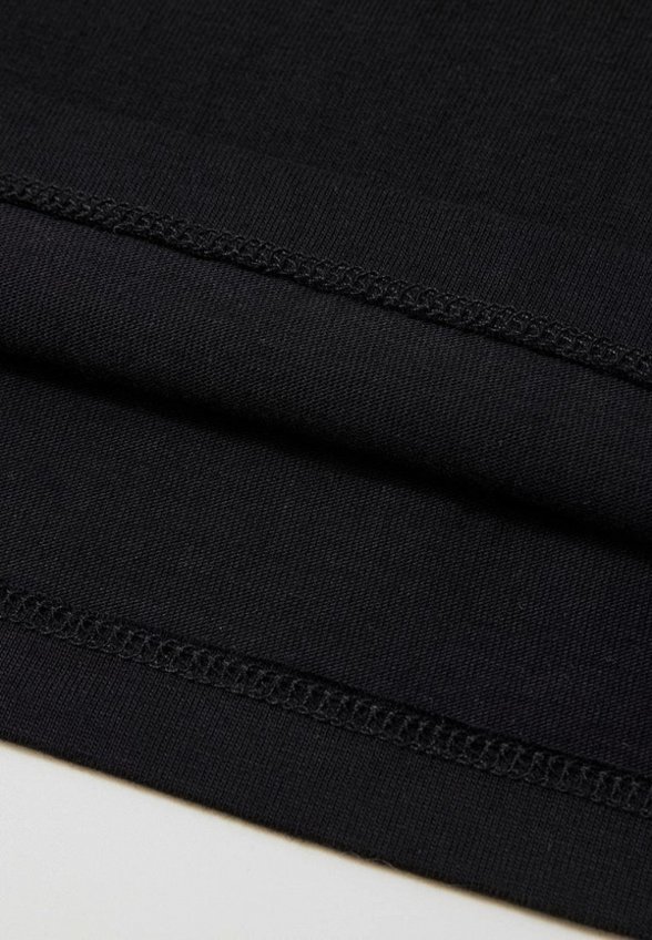 Лонгслив Nininono