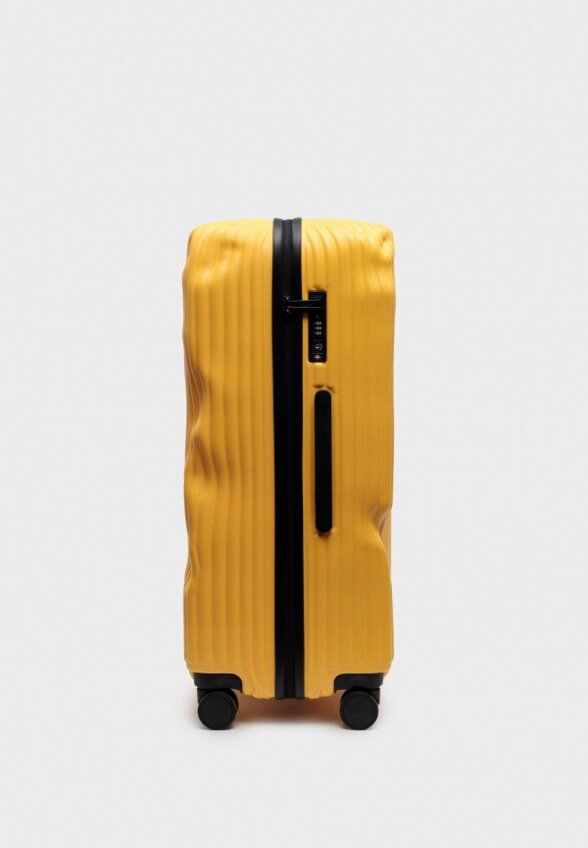 Чемодан Crash Baggage