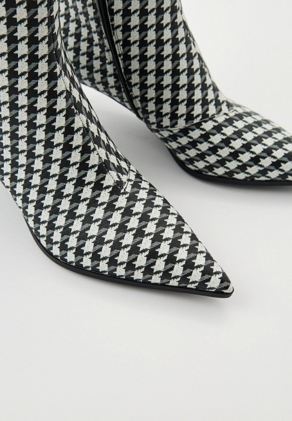 Ботильоны Ekonika