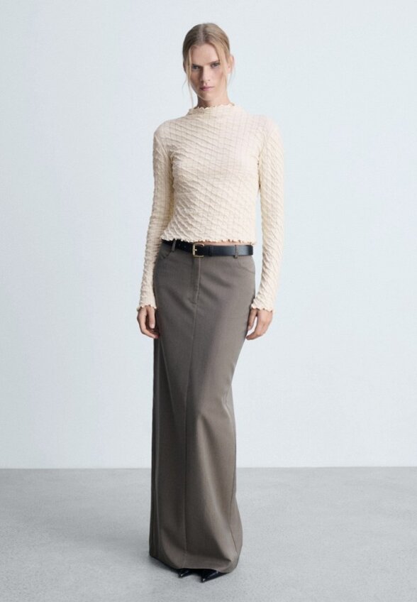 Лонгслив Mango