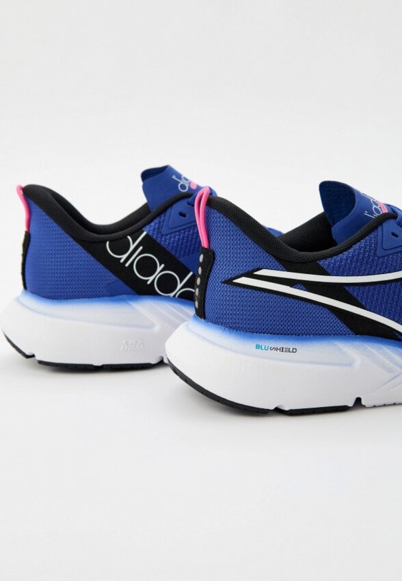 Кроссовки Diadora