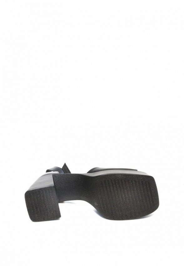 Босоножки Airbox