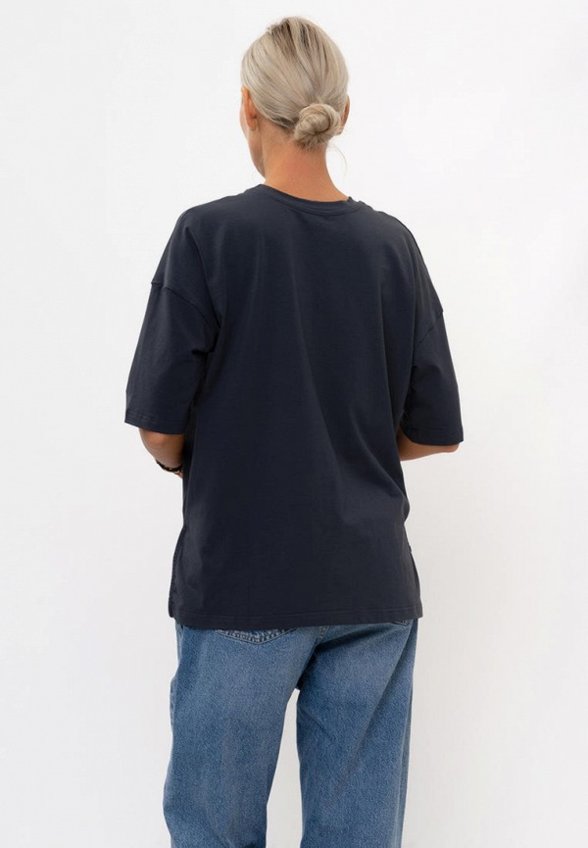 Футболка Nila