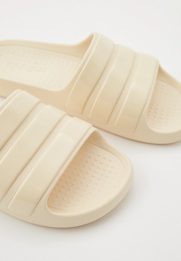 Сланцы adidas