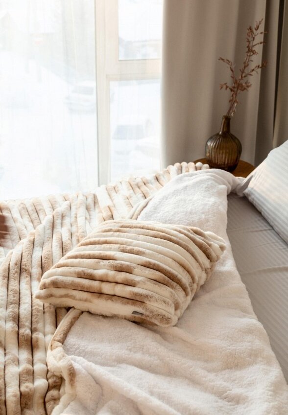 Наволочка декоративная DeNastia