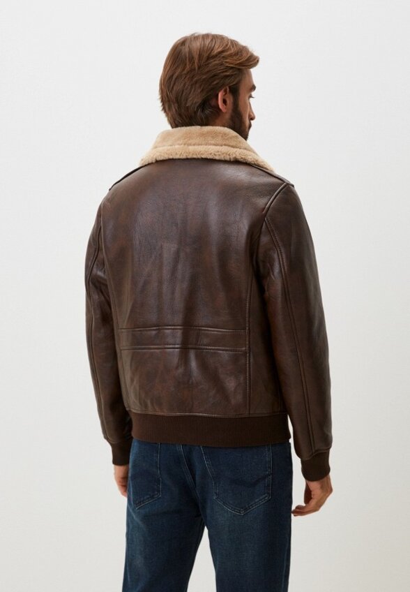 Бомбер меховой Ogmando