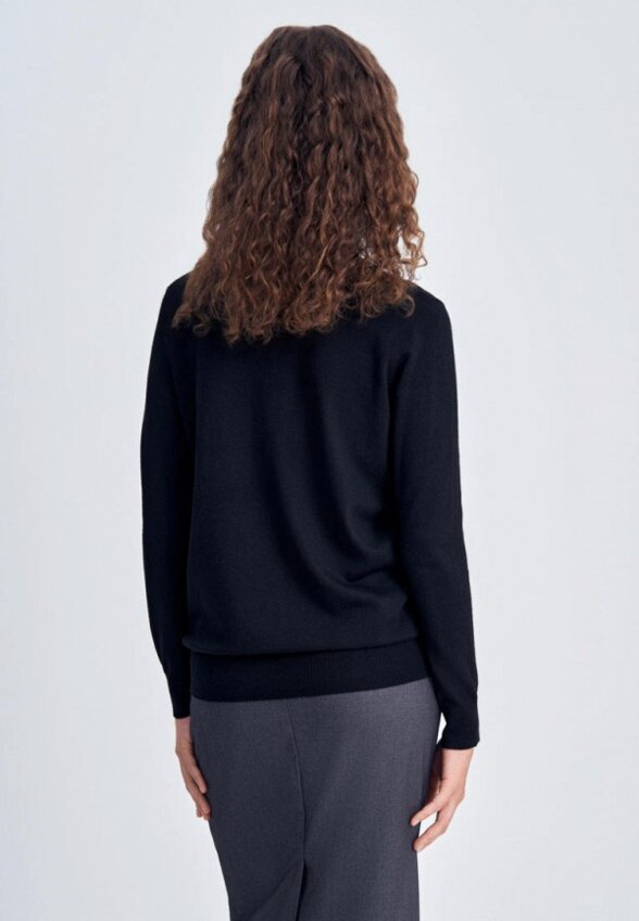 Пуловер Finn Flare