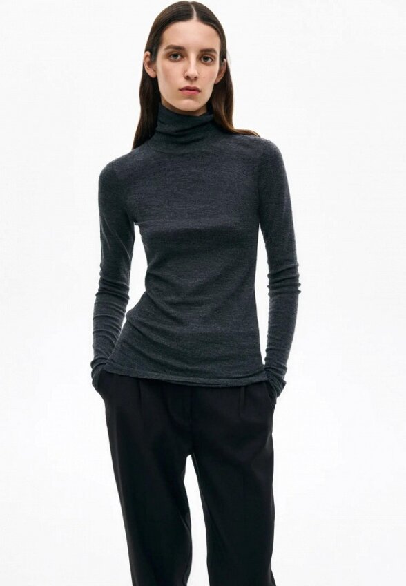 Водолазка Yollo