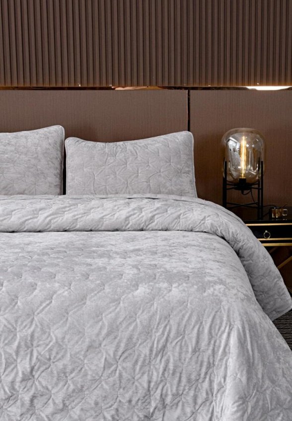 Комплект с покрывалом Sofi De Marko