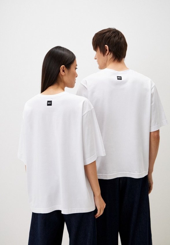 Футболка DNK