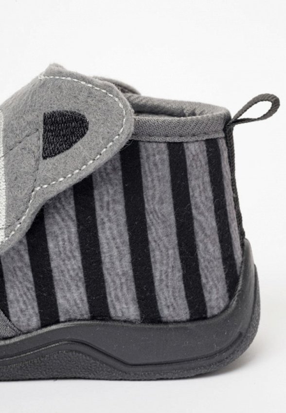 Тапочки Tikkago