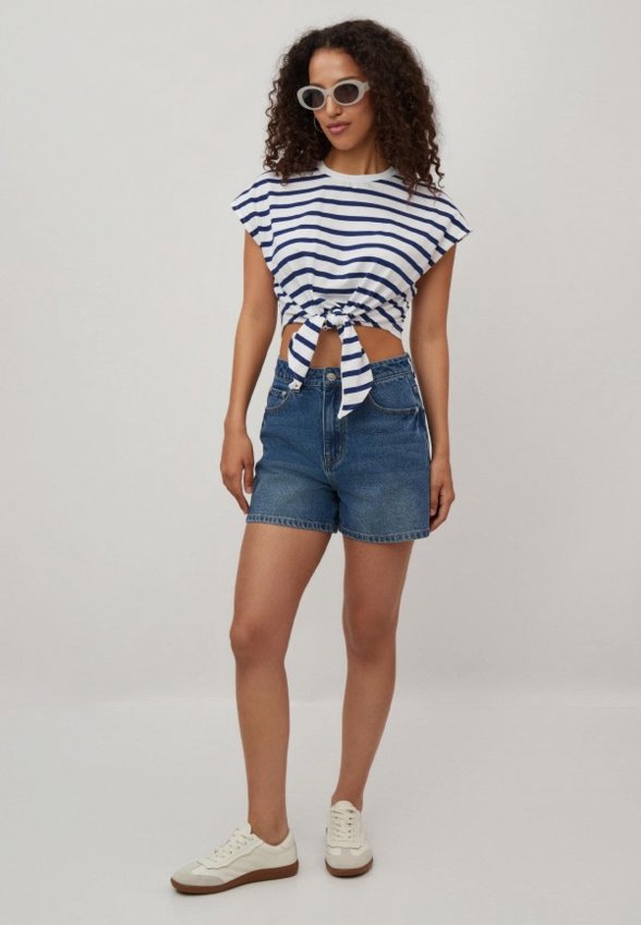 Футболка Modis