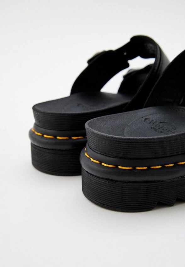 Сабо Dr. Martens