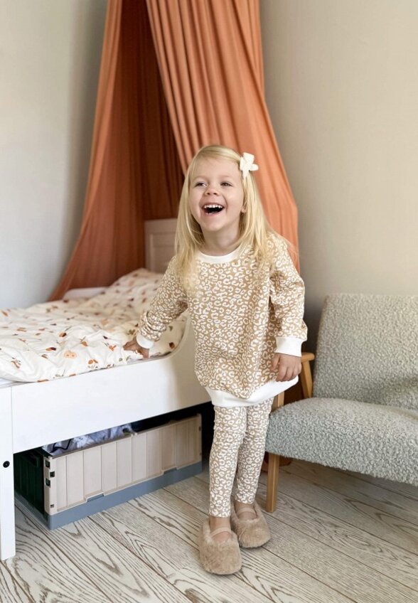 Свитшот Mjolk