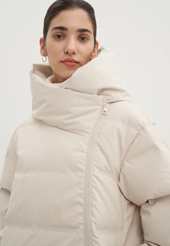 Пуховик Finn Flare