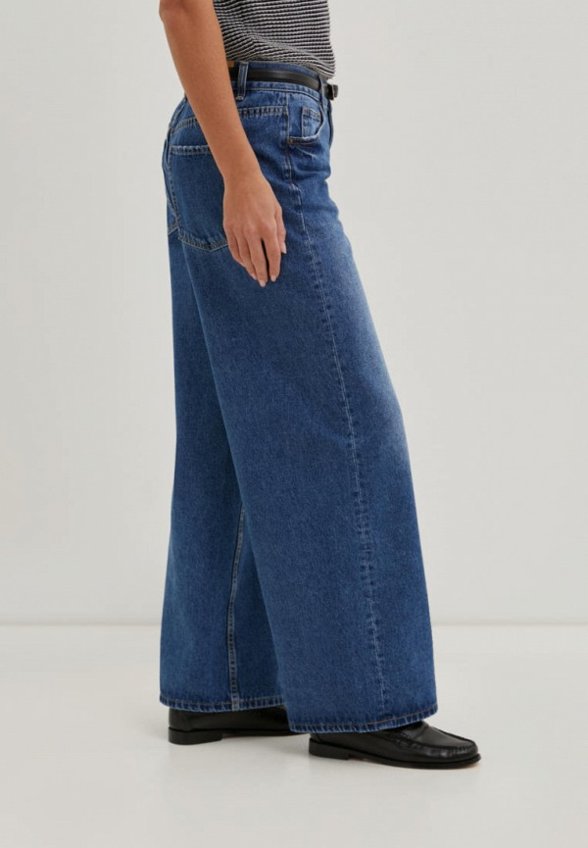 Джинсы Finn Flare