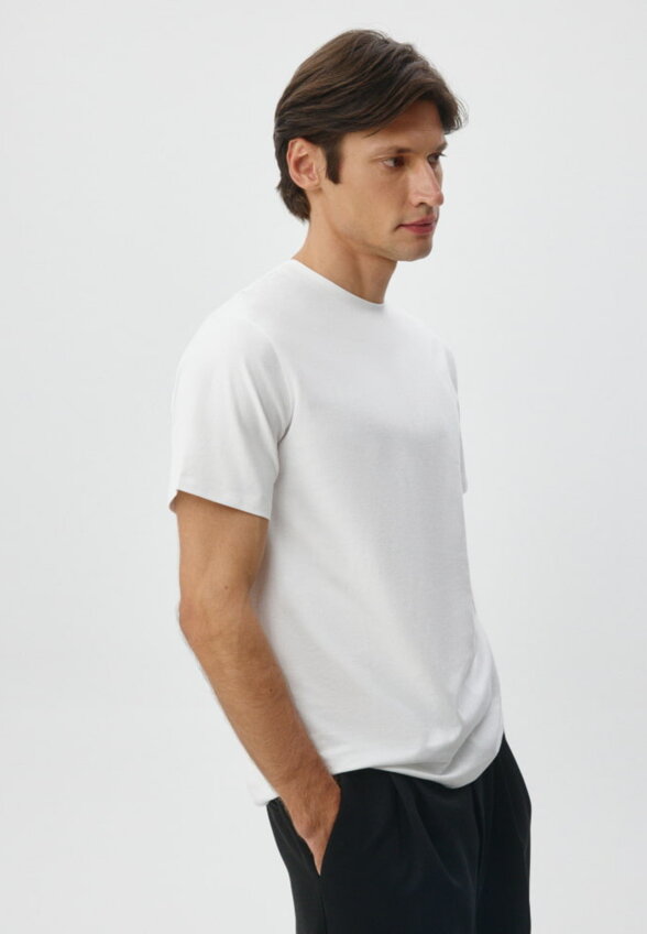 Футболка SLIM FIT базовая