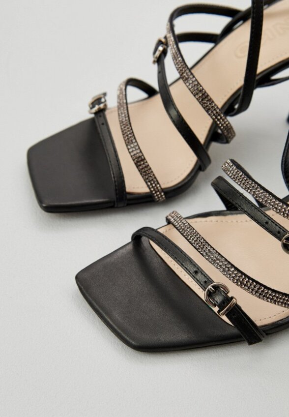 Босоножки Pinko