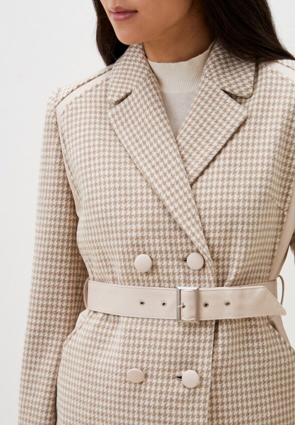 Полупальто Camart