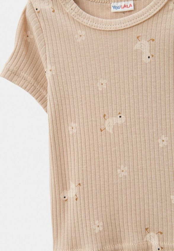 Футболка и брюки Youlala