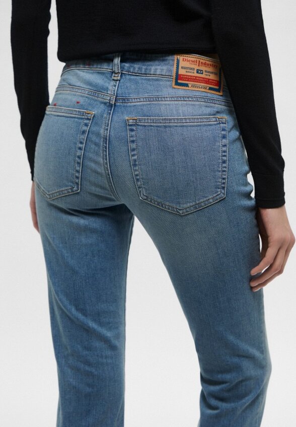 Джинсы Diesel