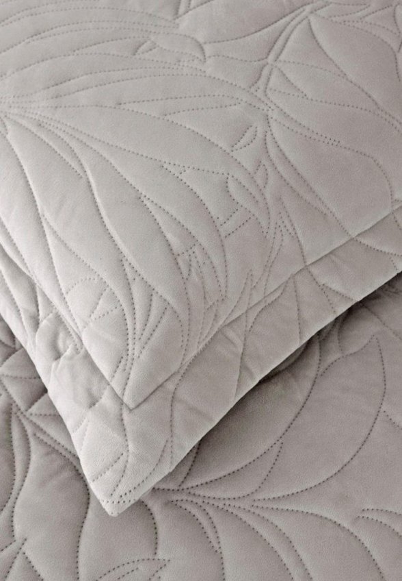 Комплект с покрывалом Sofi De Marko