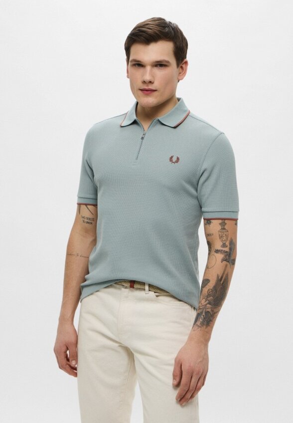 Поло Fred Perry
