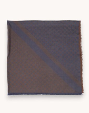 Gucci Scarf женщинам