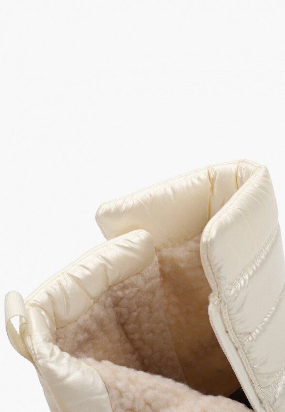 Дутики Caprice