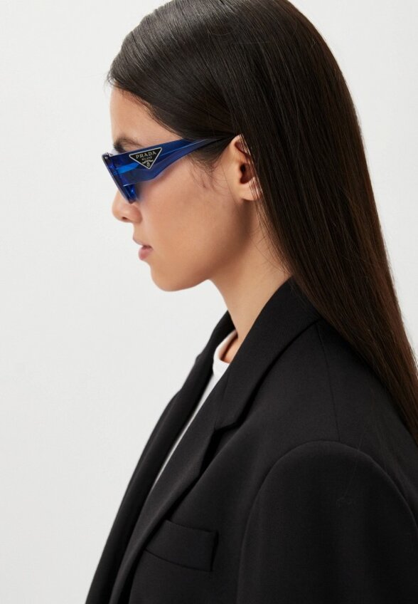 Очки солнцезащитные Prada