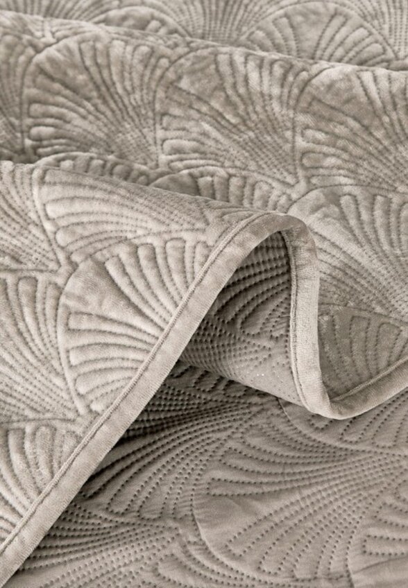 Комплект с покрывалом Sofi De Marko