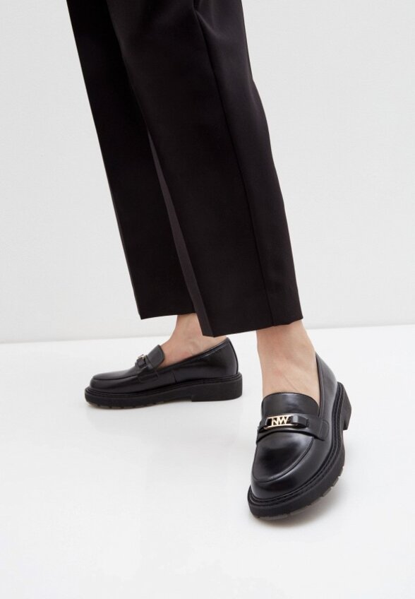 Лоферы Nine West