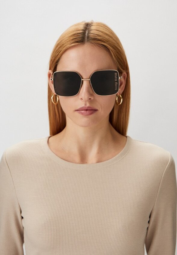 Очки солнцезащитные Miu Miu