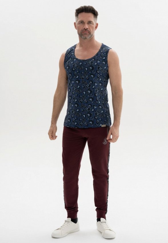 Майка Великоросс