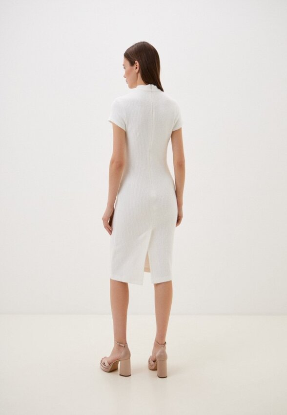 Платье MadaM T