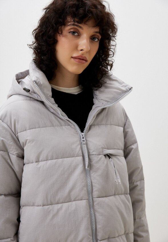 Пуховик 31 February