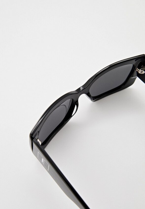 Очки солнцезащитные Eleganzza