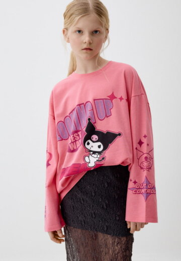 Лонгслив оверсайз с принтом Hello Kitty