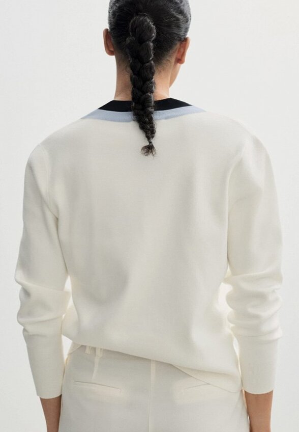 Пуловер Mango