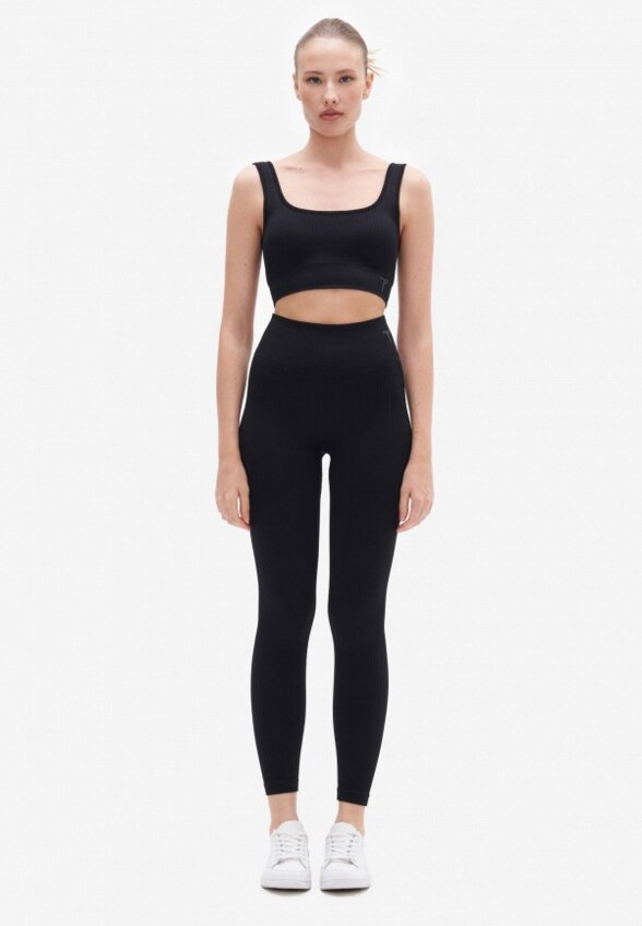 Топ спортивный Top Top