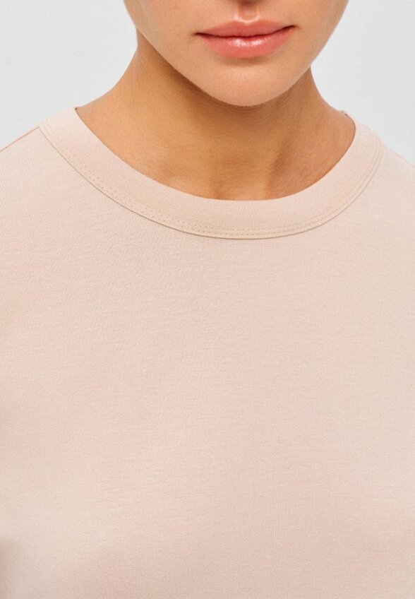 Футболка Olesa Chugunova