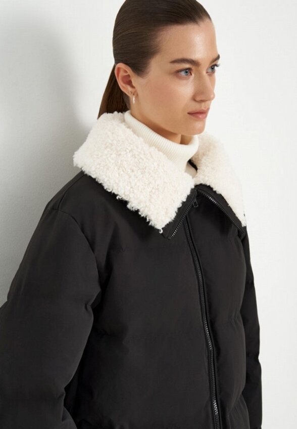 Пуховик Finn Flare