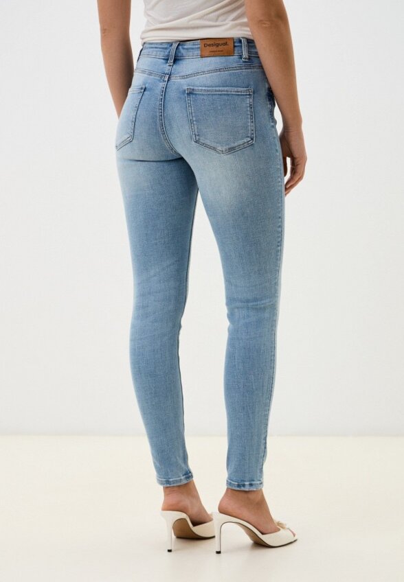 Джинсы Desigual