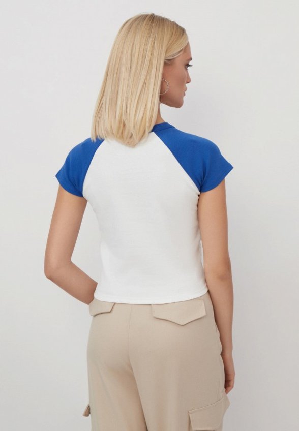 Футболка Modis