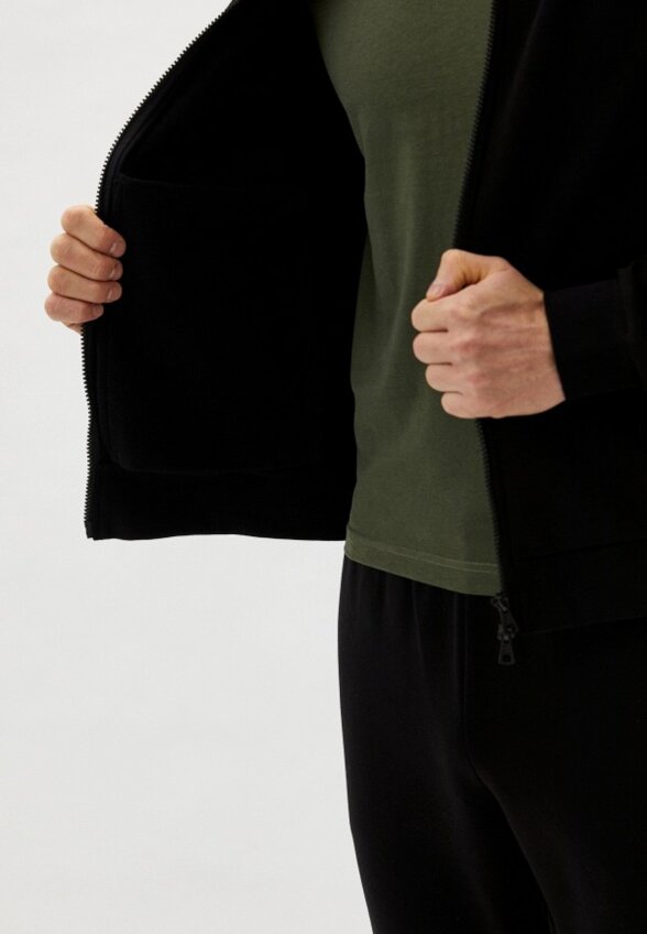 Костюм спортивный EA7