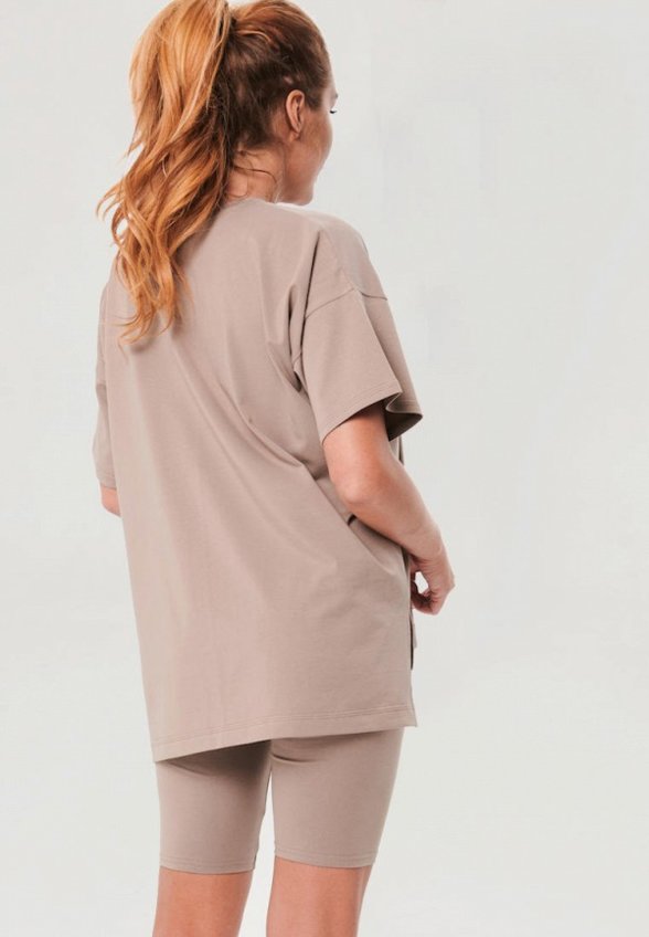 Футболка Jolifashn