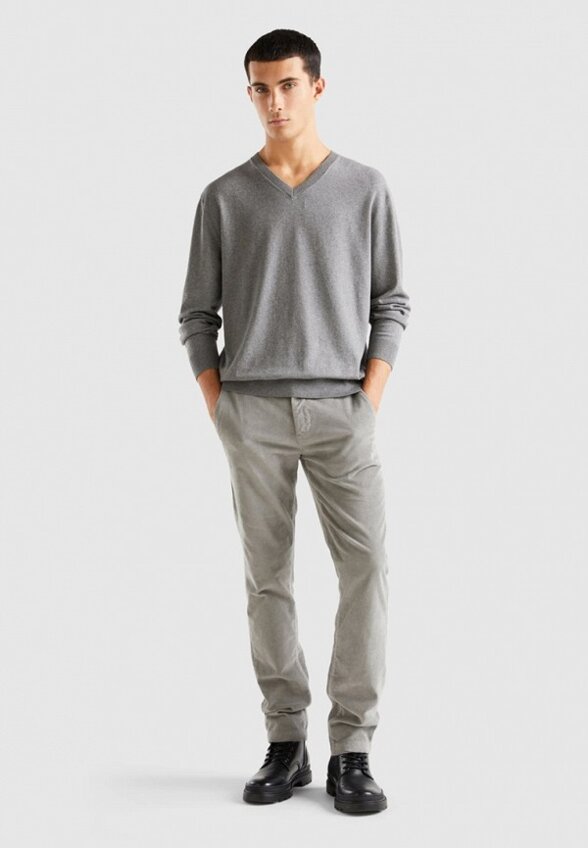 Пуловер United Colors of Benetton