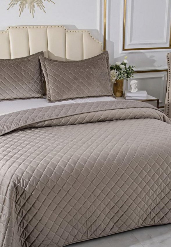 Комплект с покрывалом Sofi De Marko