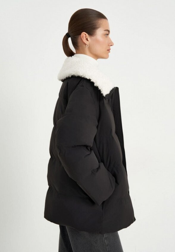 Пуховик Finn Flare